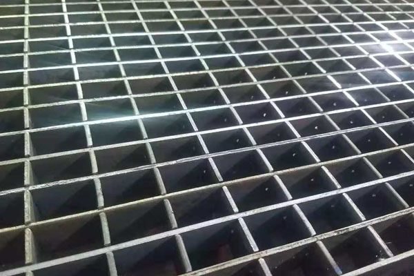 插接钢格板